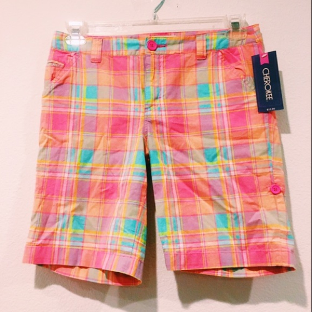 MULTICOLORED PLAID BERMUDA SHORTS